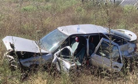 Ercan yolunda trafik kazası 2 araç hasar gördü 1 kişi tutuklandı